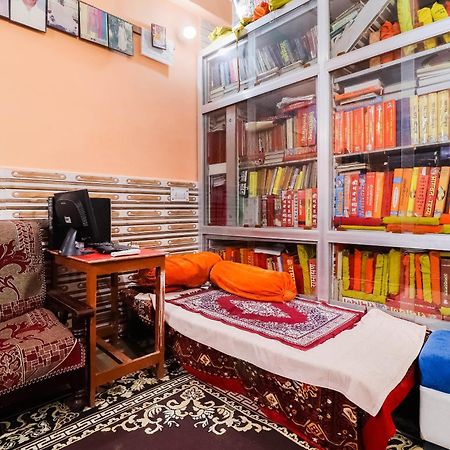 Hotel O Jyotish House Ayodhya Buitenkant foto
