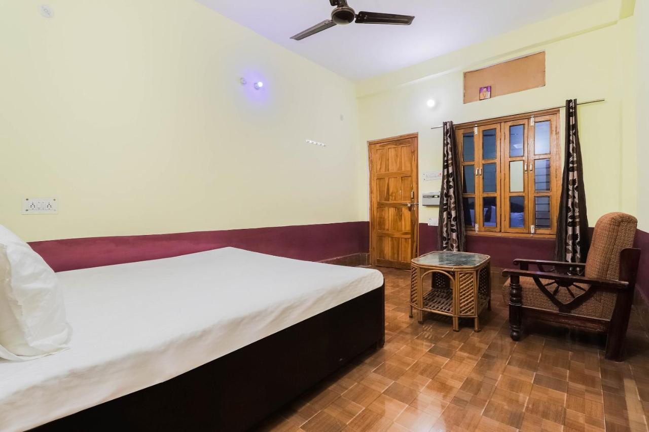 Hotel O Jyotish House Ayodhya Buitenkant foto
