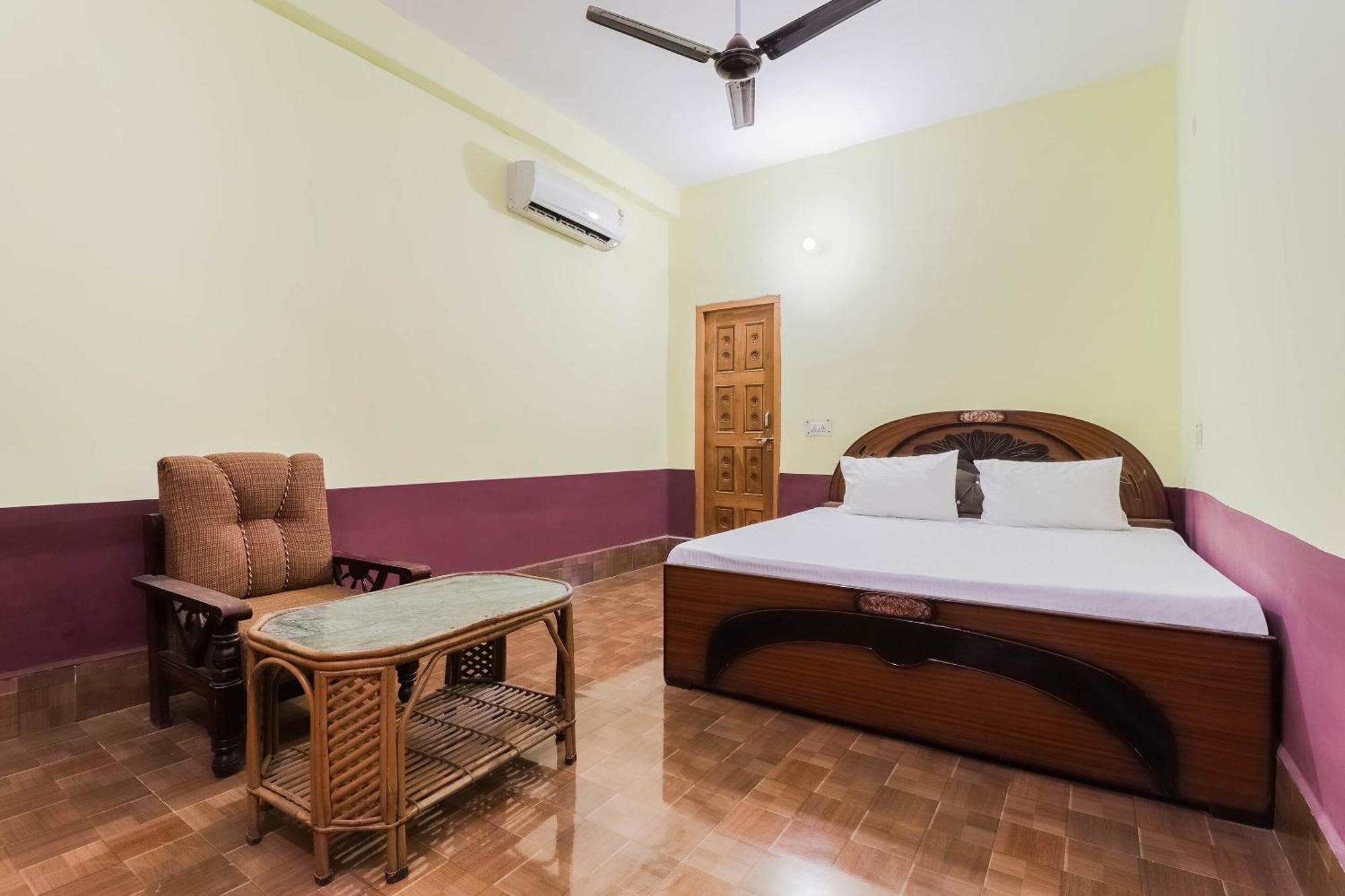 Hotel O Jyotish House Ayodhya Buitenkant foto