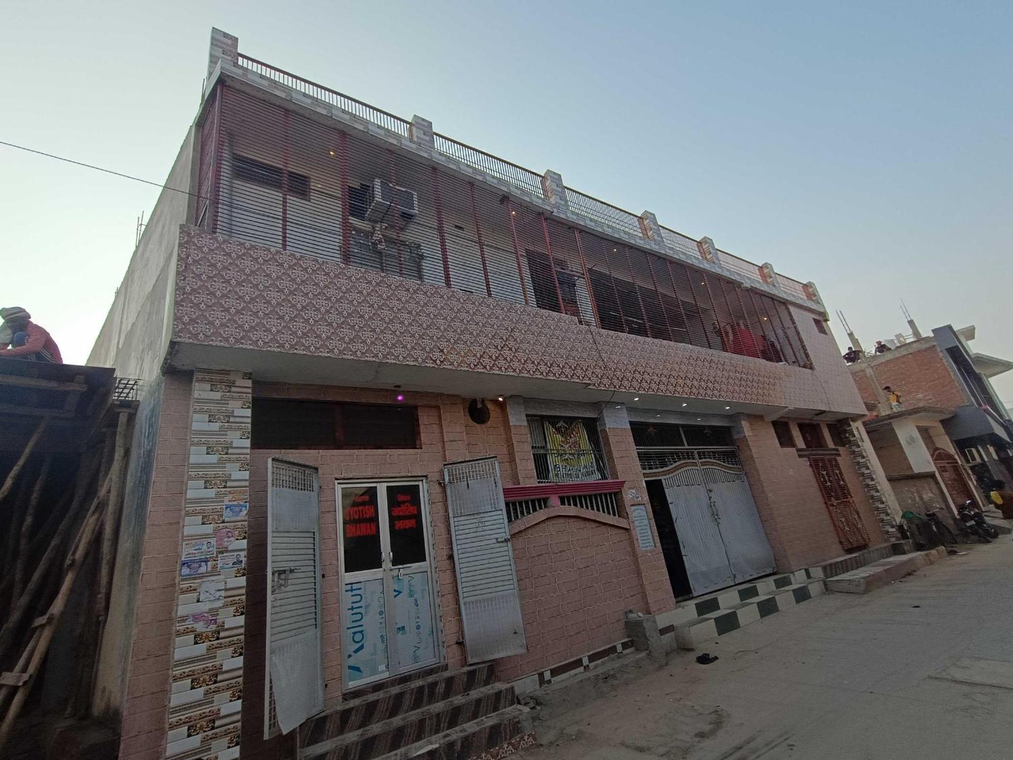 Hotel O Jyotish House Ayodhya Buitenkant foto