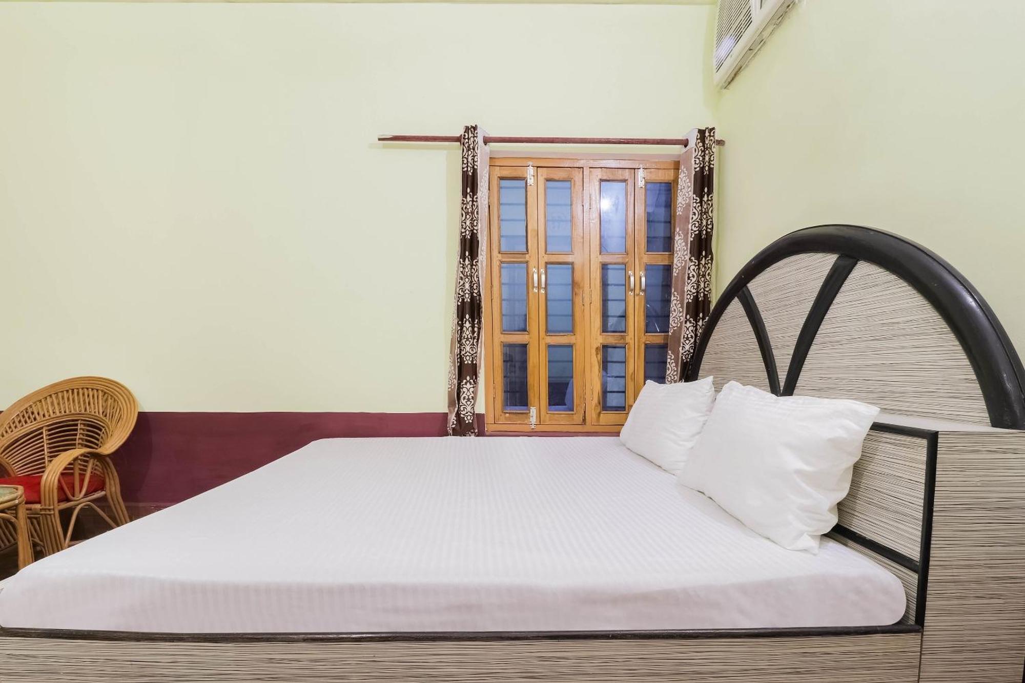 Hotel O Jyotish House Ayodhya Buitenkant foto